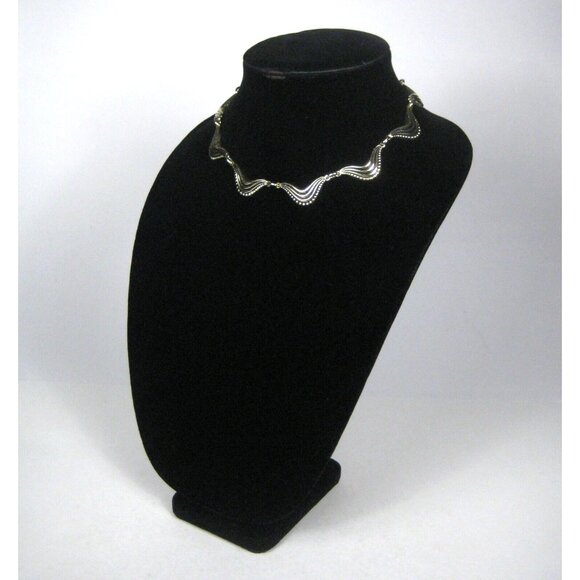 Can Floxal Necklace 17 In Vintage Jewelry Goldtone Panel Choker Wave Scroll - Picture 3 of 6